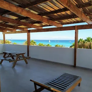 Surfzone Beachside Appart hôtel